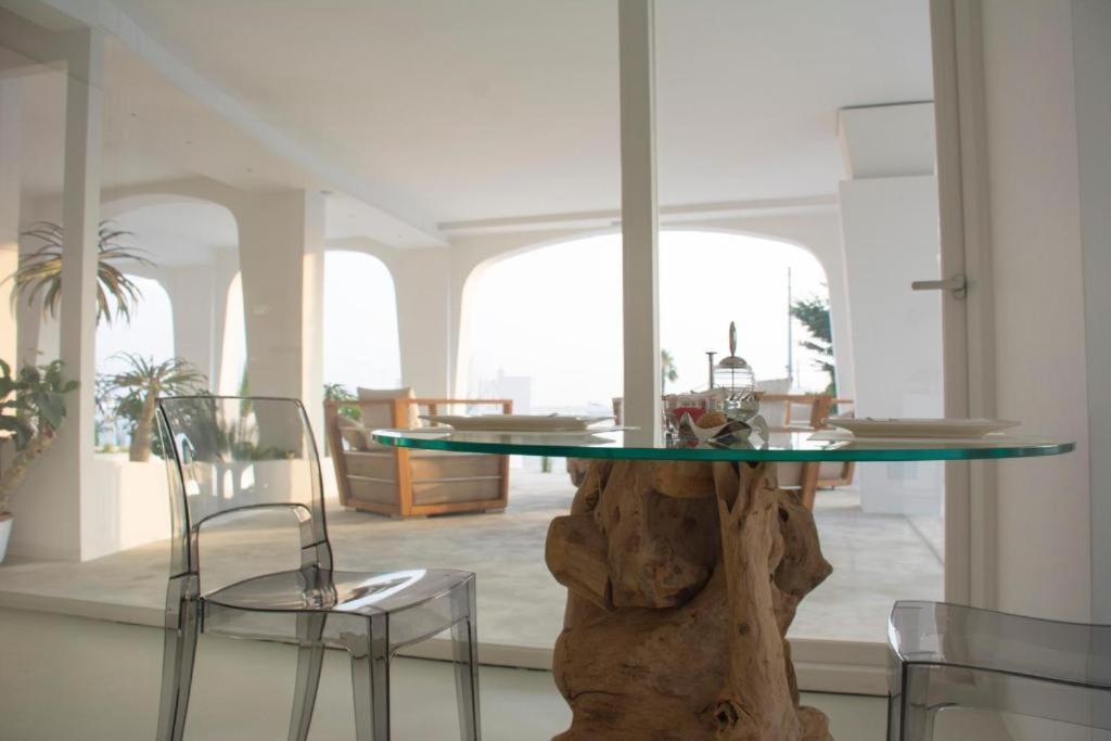 B&B Valentino Luxury Rooms By Salentolimit Porto Cesareo Exterior photo